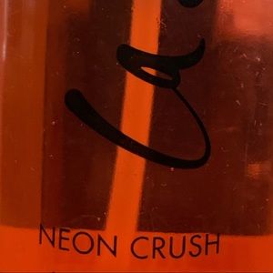 Meet your Posher, Lynda